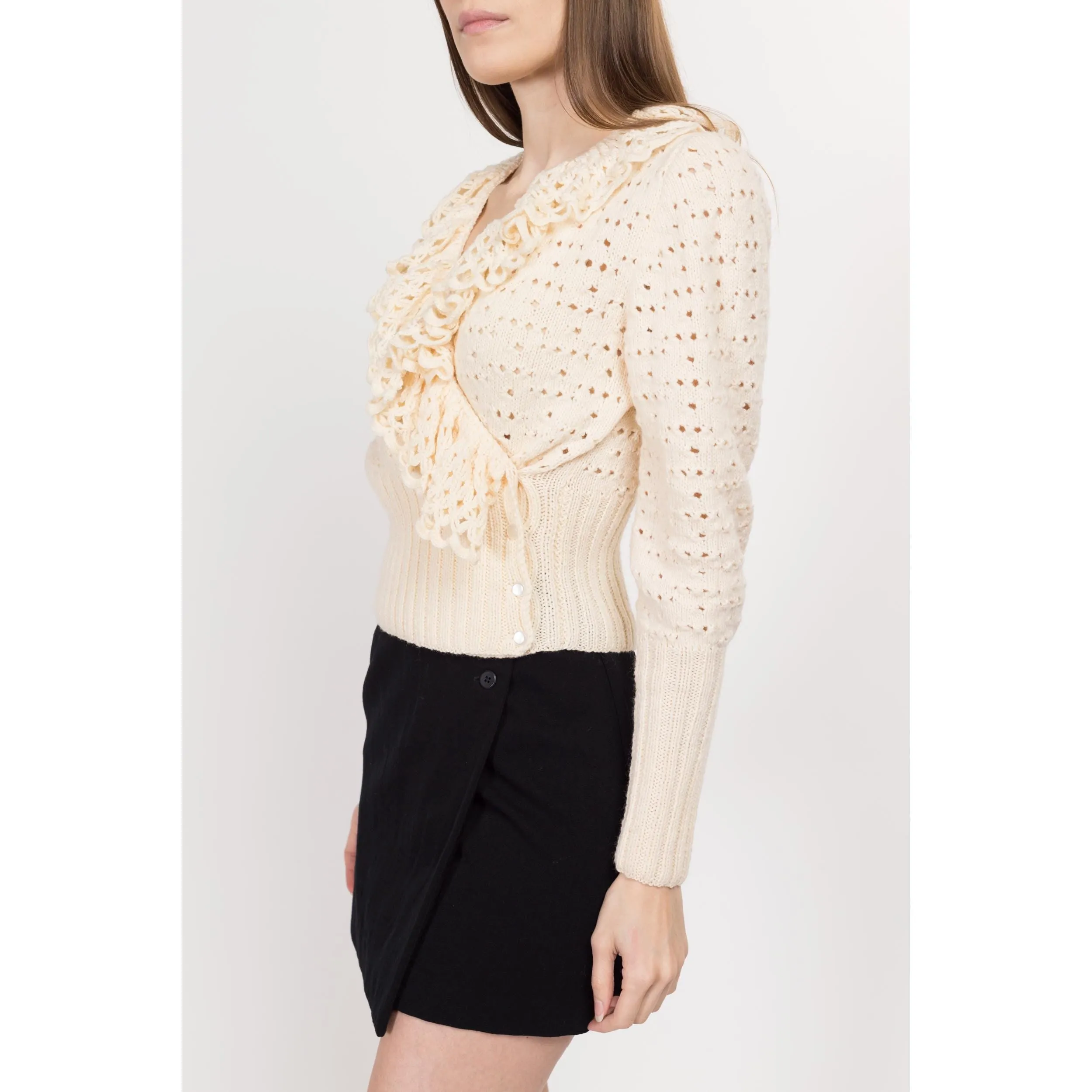 Sm-Med 80s Boho Cream Eyelet Ruffle Wrap Sweater