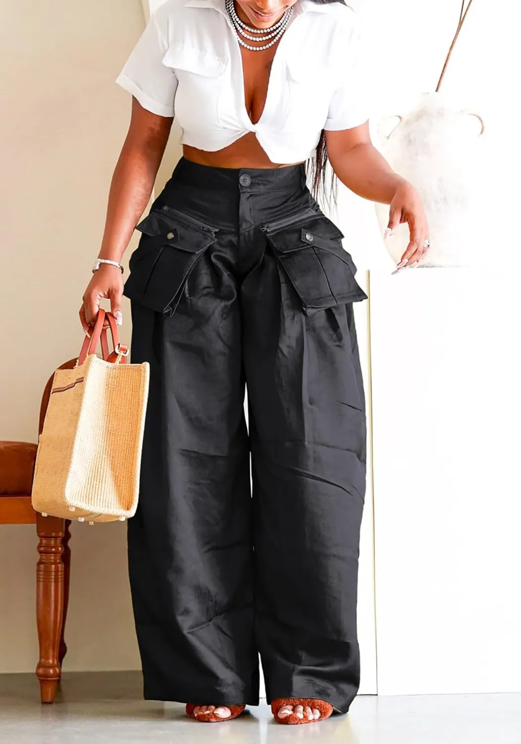 Vakkest Women's Casual Satin Cargo Pants Baggy Wide Leg Folds Pants Streetwear High Waist Palazzo Trousers with Flap Pockets