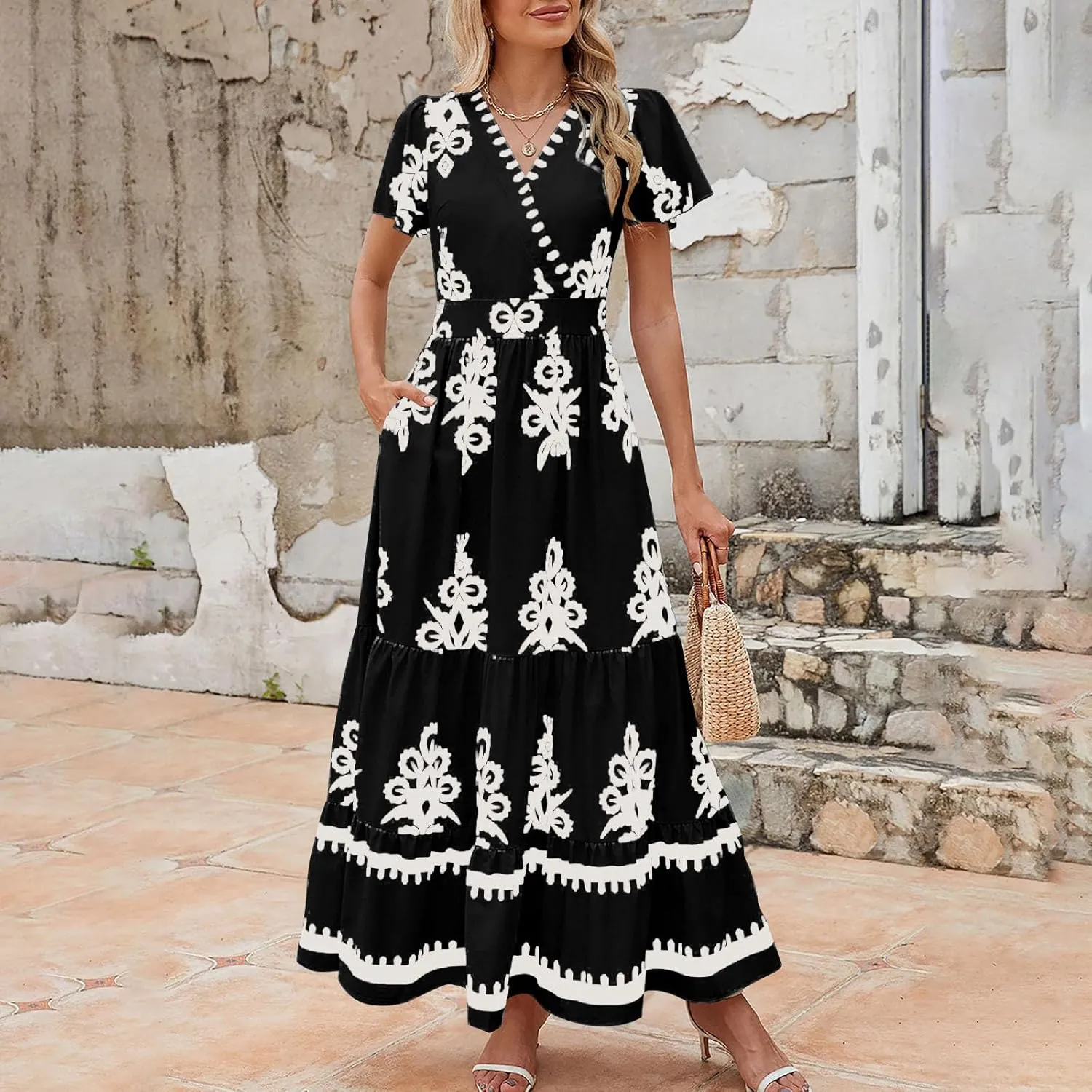 Women Ethnic Floral Maxi Dress Summer Short Sleeve V Neck Flowy Aline Dress Retro Tiered Ruffle Dresses with Pockets